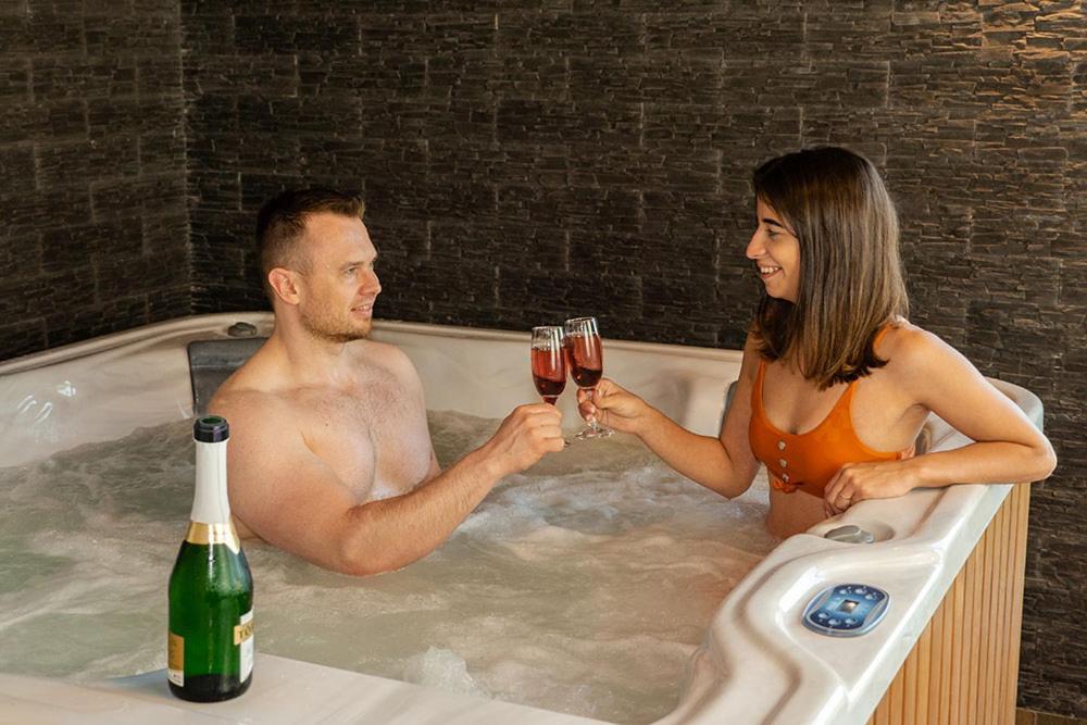 Alsoszuha Lovas Vendeghaz Bed & Breakfast エクステリア 写真